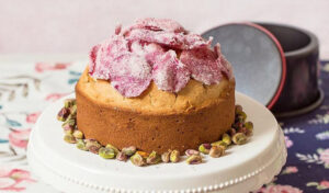 Pétalos de rosa con azúcar y chocolate