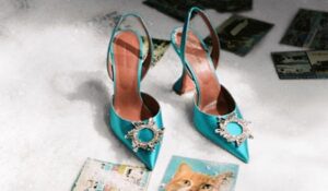 ¿Qué marcas de zapatos brillantes están usando las it girls en estos días?